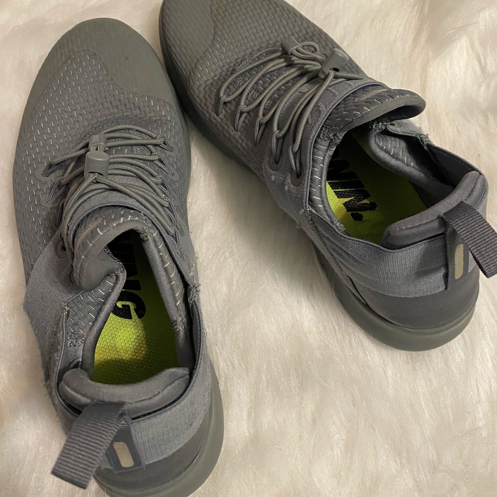 nike running shoes